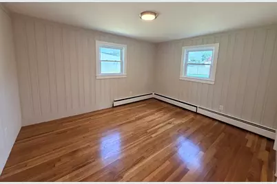 103 Brook St, Clinton, MA 01510 - Photo 12