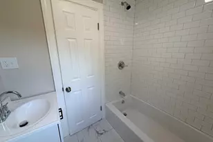 103 Brook St, Clinton, MA 01510 - Photo 10