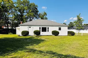 103 Brook St, Clinton, MA 01510 - Photo 1