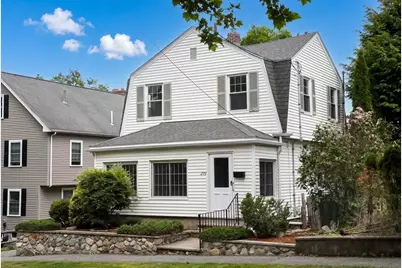 233 Florence Ave, Arlington, MA 02476 - Photo 2