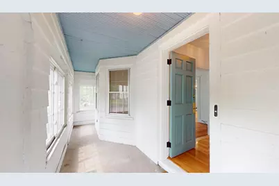 233 Florence Ave, Arlington, MA 02476 - Photo 4