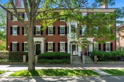 33 Chestnut St, Salem, MA 01970 - Photo 2