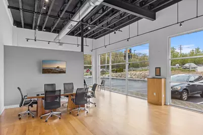 47 Newbury St #A, Peabody, MA 01960 - Photo 4