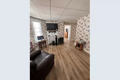 148 B St., Lowell, MA 01851 - Photo 10