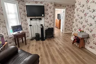 148 B St, Lowell, MA 01851 - Photo 10