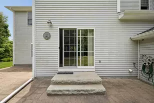69 Merrimac St, Dartmouth, MA 02748 - Photo 36