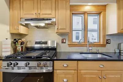 87 Winthrop St #87, Medford, MA 02155 - Photo 12