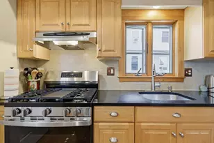 87 Winthrop St, Medford, MA 02155 - Photo 12