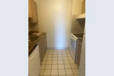 750 Davol St #221, Fall River, MA 02720 - Photo 2