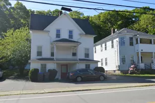 556 Church St, Northbridge, MA 01588 - Photo 2