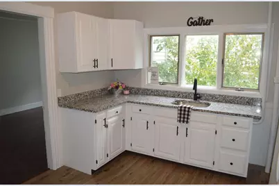 556 Church St, Northbridge, MA 01588 - Photo 16
