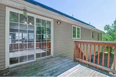 42 Wilbur St, Worcester, MA 01606 - Photo 32