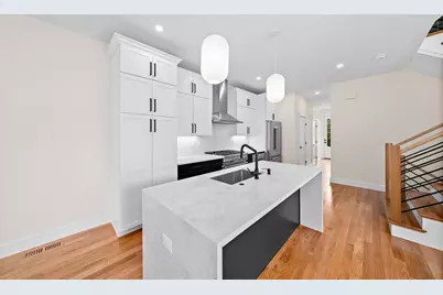 11 Jasset St #11, Newton, MA 02458 - Photo 4