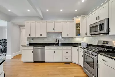 67 Cohasset St #1, Boston, MA 02131 - Photo 14