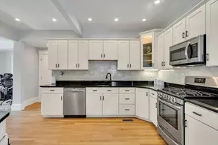 67 Cohasset St, Boston, MA 02131 - Photo 14