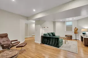 67 Cohasset St, Boston, MA 02131 - Photo 26