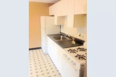 16 Abington Ave #2R, Holbrook, MA 02343 - Photo 2