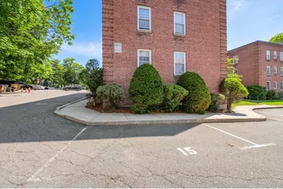 19 Englewood Ave #2, Brookline, MA 02445 - Photo 14