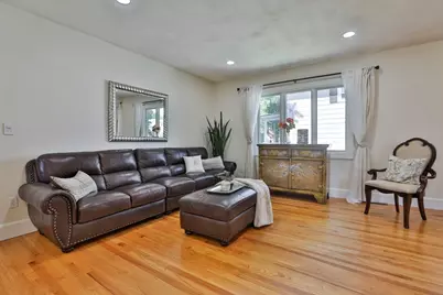 16 Endicott St, Saugus, MA 01906 - Photo 6