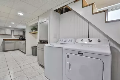 16 Endicott St, Saugus, MA 01906 - Photo 26