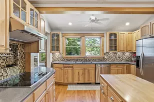 32 Sandy Pond Rd, Ayer, MA 01432 - Photo 12