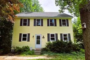 203 Lakeview Ave, Tyngsborough, MA 01879 - Photo 1