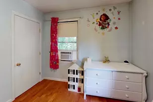 203 Lakeview Ave, Tyngsborough, MA 01879 - Photo 18