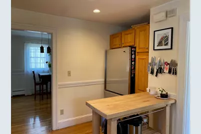 22 Cleveland Rd, Wellesley, MA 02481 - Photo 4