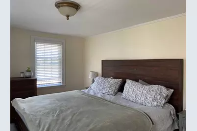 22 Cleveland Rd, Wellesley, MA 02481 - Photo 14