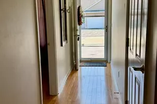 9 Daniel Dr, Oxford, MA 01537 - Photo 2