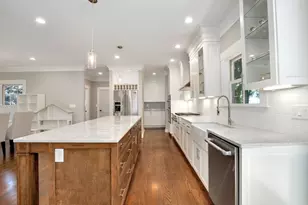 7 Park St, Lexington, MA 02421 - Photo 4