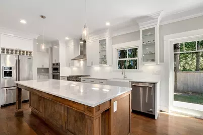 7 Park St, Lexington, MA 02421 - Photo 2