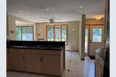 115 New Broadway, Westfield, MA 01085 - Photo 12