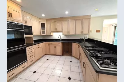 115 New Broadway, Westfield, MA 01085 - Photo 16