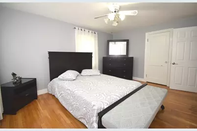 128 South Flag Street, Worcester, MA 01602 - Photo 4
