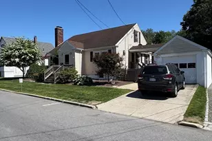 220 Belair St, New Bedford, MA 02745 - Photo 2
