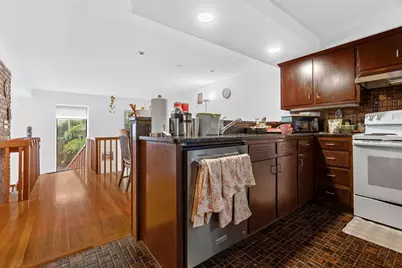 36 Hanson St, Boston, MA 02118 - Photo 4