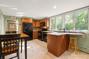 10 Hornbeam Hill Rd, Chelmsford, MA 01824 - Photo 14