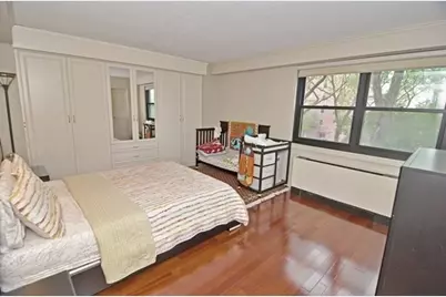 2 Hawthorne #2N, Boston, MA 02114 - Photo 8