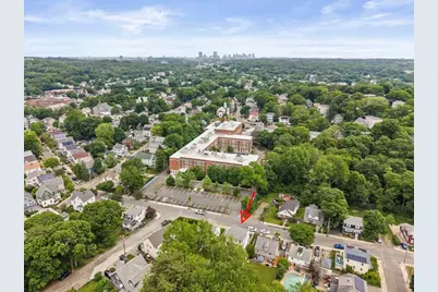 73 Hawthorne St, Boston, MA 02131 - Photo 32