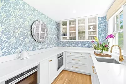 39 Fairbanks Ave, Wellesley, MA 02481 - Photo 8