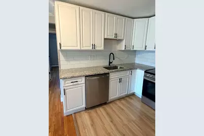 38 Carey Ave #7, Watertown, MA 02472 - Photo 4