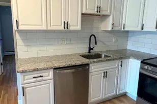 38 Carey Ave, Watertown, MA 02472 - Photo 4