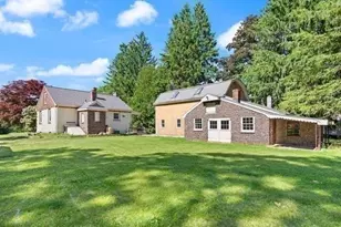 84 Walnut St, Walpole, MA 02081 - Photo 30