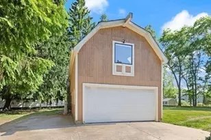 84 Walnut St, Walpole, MA 02081 - Photo 20