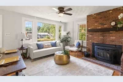 84 Walnut St, Walpole, MA 02081 - Photo 6