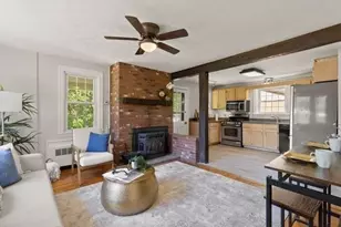 84 Walnut St, Walpole, MA 02081 - Photo 4