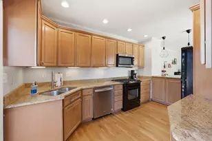 330 Sea St, Quincy, MA 02169 - Photo 20