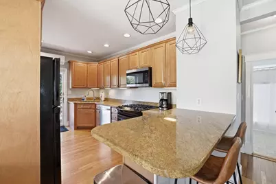330 Sea St, Quincy, MA 02169 - Photo 12