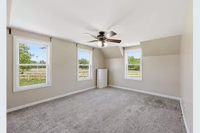 17 Clark St, Westfield, MA 01085 - Photo 24